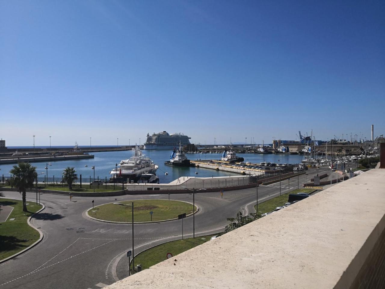 Casa Cavallotti - Modern Apartment Between Train Station And Port Civitavecchia Kültér fotó